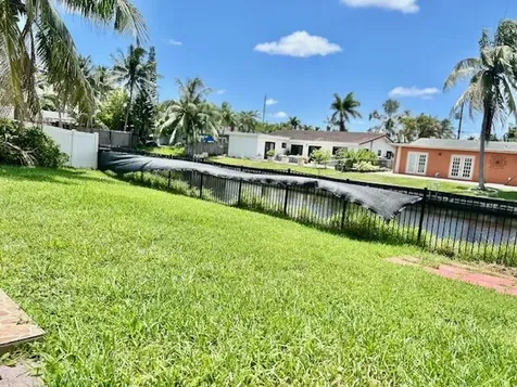 1912 NW 38th Street Oakland Park FL 33309