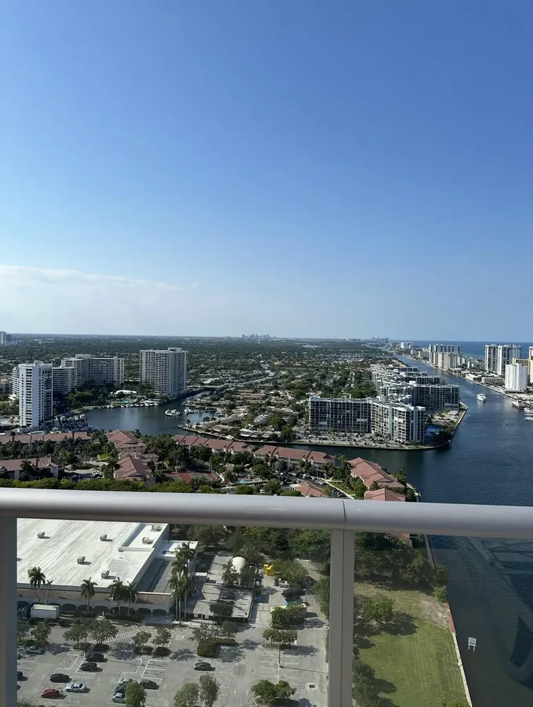 2600 E Hallandale Beach Boulevard Hallandale Beach FL 33009