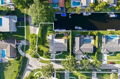 6241 SW 14th Street Plantation FL 33317