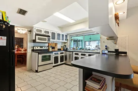 6241 SW 14th Street Plantation FL 33317