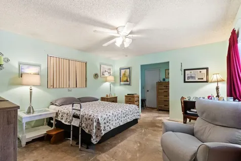6241 SW 14th Street Plantation FL 33317