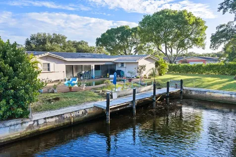 6241 SW 14th Street Plantation FL 33317
