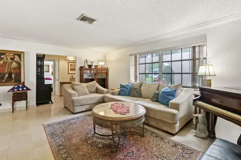 6241 SW 14th Street Plantation FL 33317
