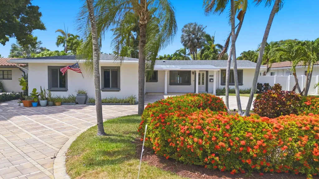 1745 NE 36th Street Oakland Park FL 33334