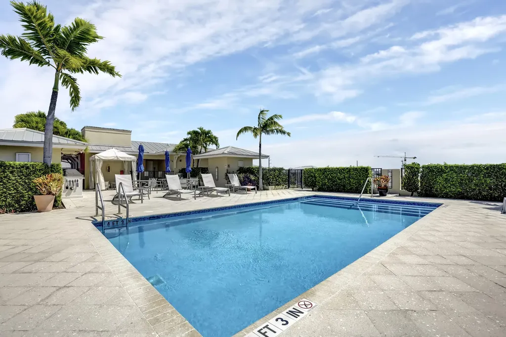235 NE 1st Street Delray Beach FL 33444
