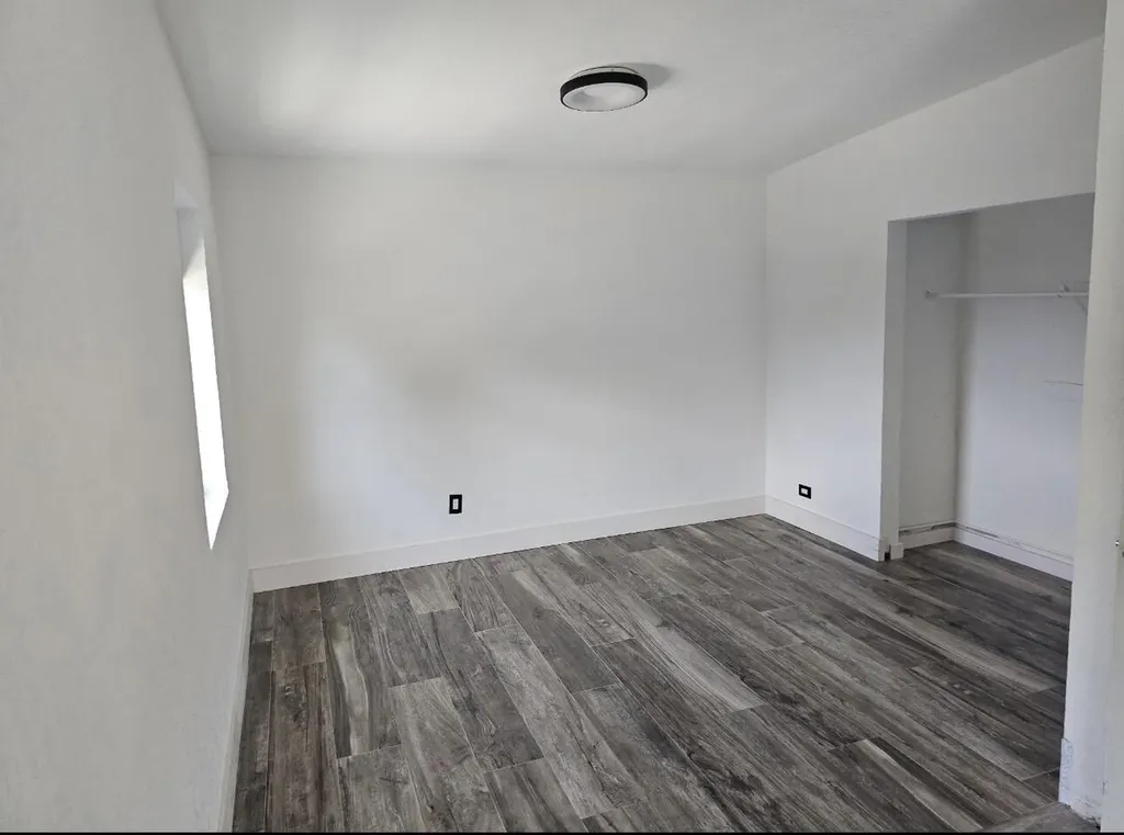 1330 NE 41st Drive Pompano Beach FL 33064