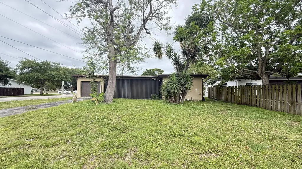 818 N 46th Avenue Hollywood FL 33021