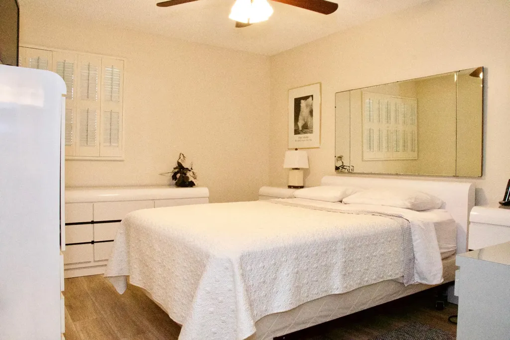 133 Flanders C Delray Beach FL 33484