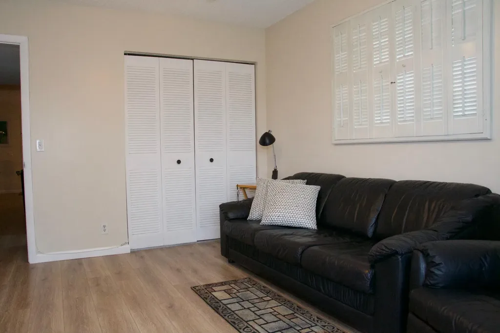 133 Flanders C Delray Beach FL 33484