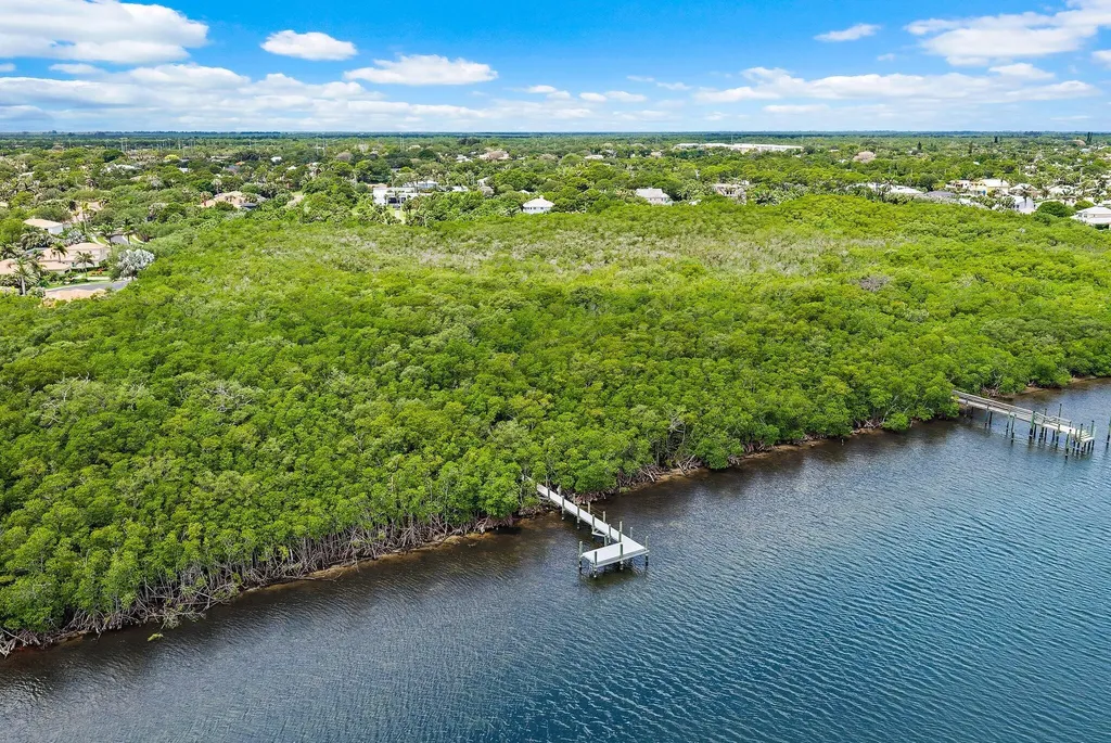 9741 SE Gomez Avenue Hobe Sound FL 33455