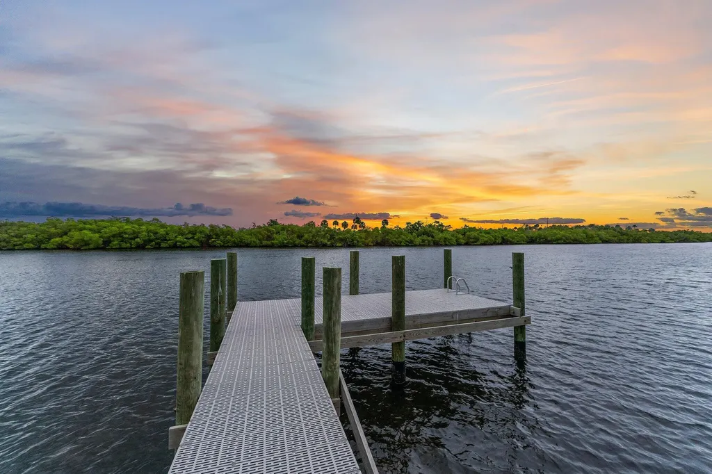 9741 SE Gomez Avenue Hobe Sound FL 33455