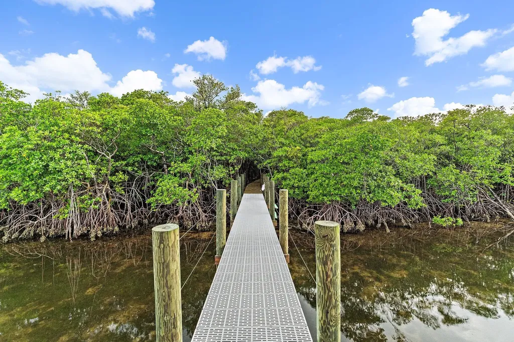 9741 SE Gomez Avenue Hobe Sound FL 33455