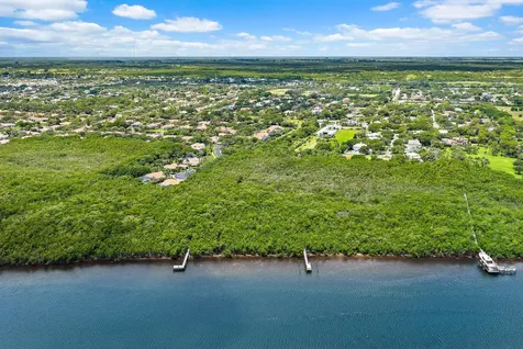 9741 SE Gomez Avenue Hobe Sound FL 33455