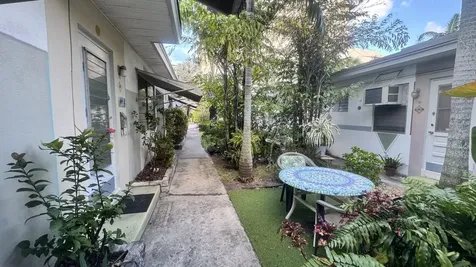 717 NE 5th Avenue Fort Lauderdale FL 33304