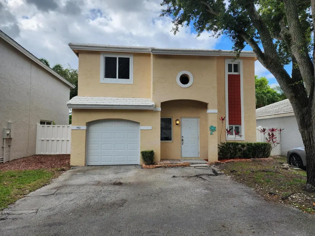 9812 NW 2nd Court Plantation FL 33324
