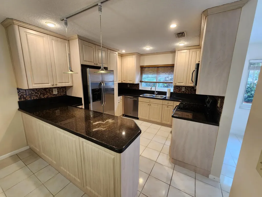 9812 NW 2nd Court Plantation FL 33324