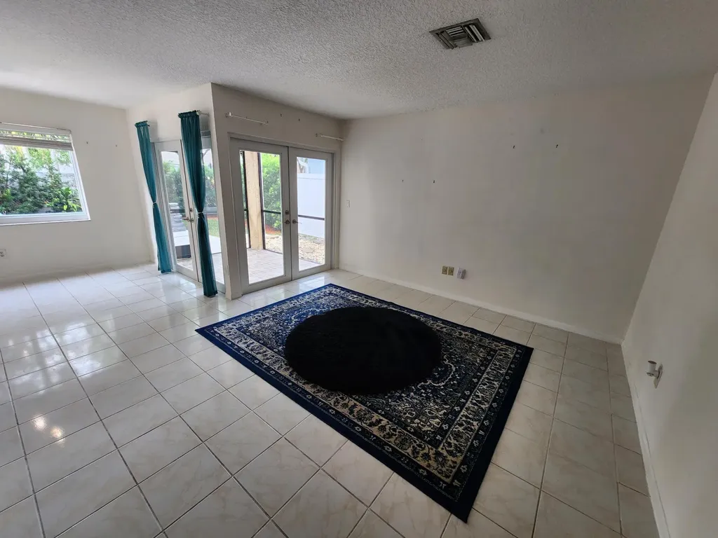 9812 NW 2nd Court Plantation FL 33324