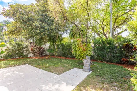 9812 NW 2nd Court Plantation FL 33324