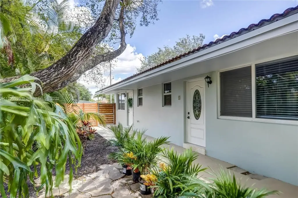 1620 NE 20th Avenue Fort Lauderdale FL 33305