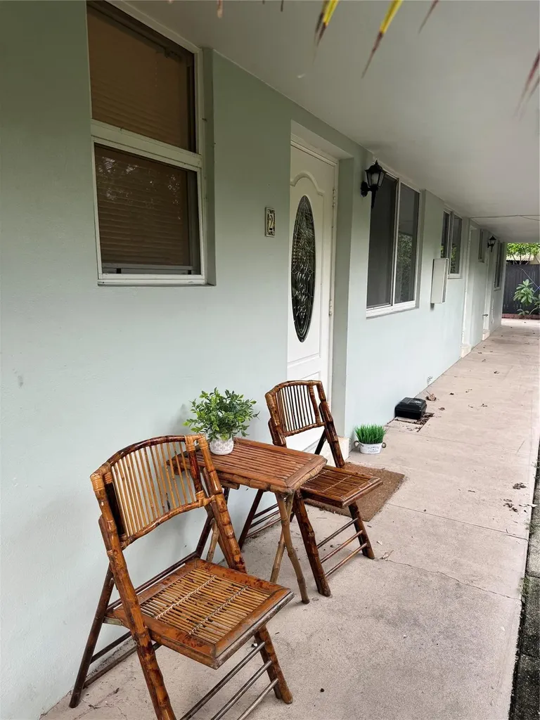 1620 NE 20th Avenue Fort Lauderdale FL 33305