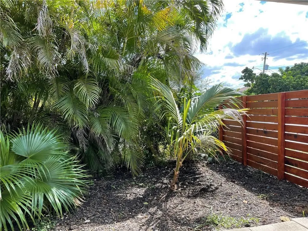 1620 NE 20th Avenue Fort Lauderdale FL 33305