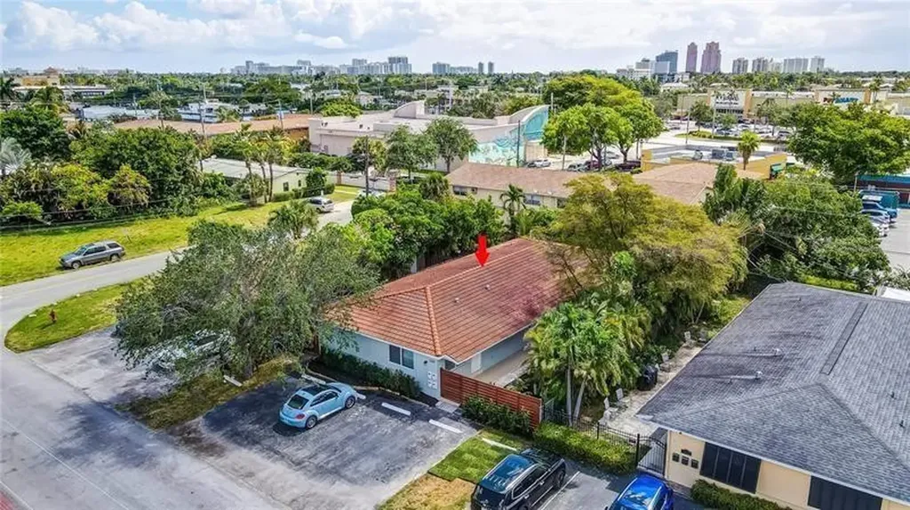 1620 NE 20th Avenue Fort Lauderdale FL 33305