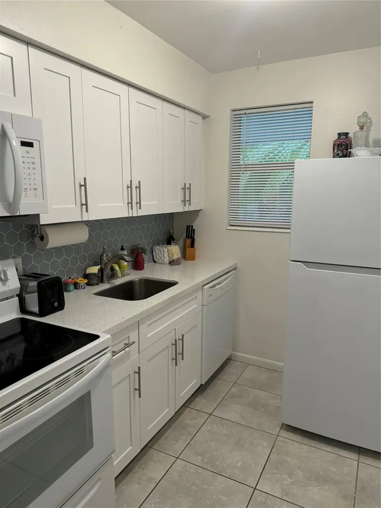 1620 NE 20th Avenue Fort Lauderdale FL 33305