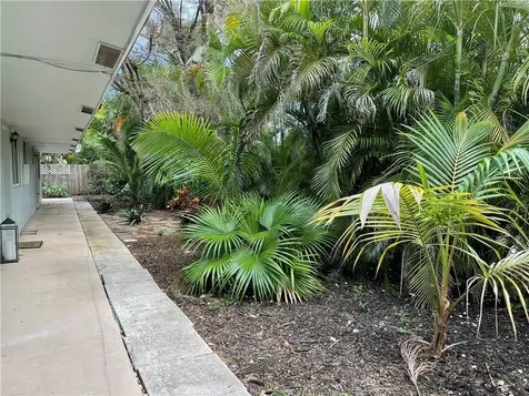 1620 NE 20th Avenue Fort Lauderdale FL 33305