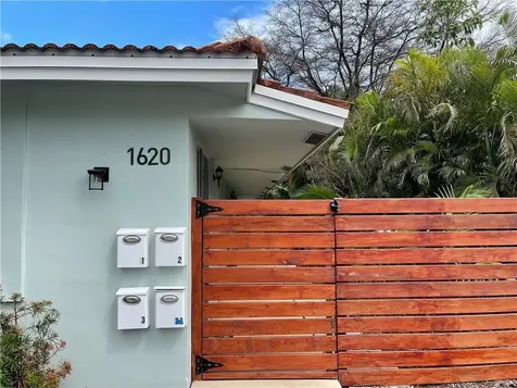 1620 NE 20th Avenue Fort Lauderdale FL 33305