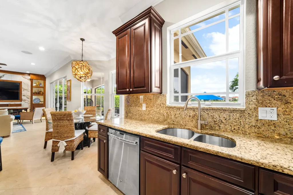 10151 Lake Vista Court Parkland FL 33076