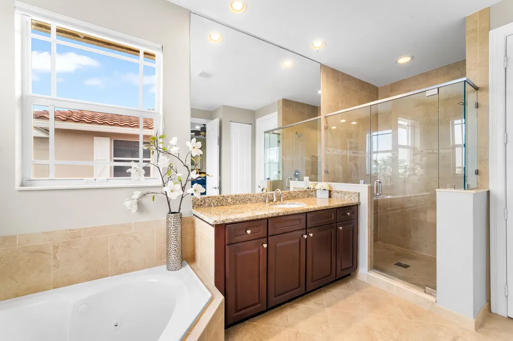 10151 Lake Vista Court Parkland FL 33076
