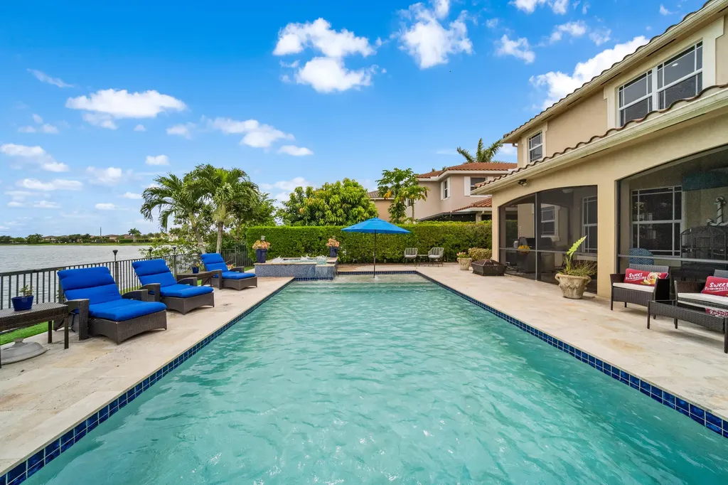 10151 Lake Vista Court Parkland FL 33076