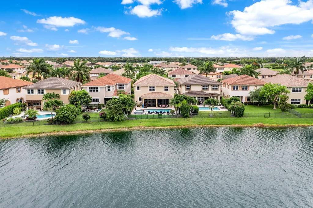 10151 Lake Vista Court Parkland FL 33076