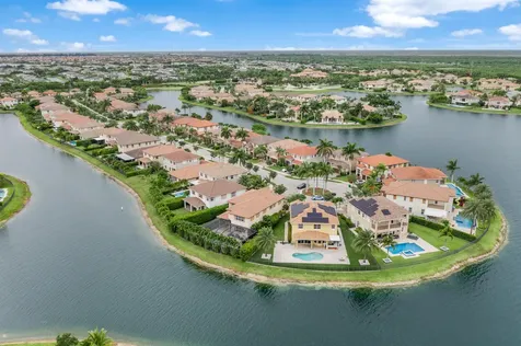 10151 Lake Vista Court Parkland FL 33076