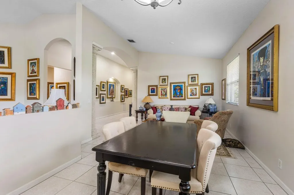 136 Hidden Hollow Terrace Palm Beach Gardens FL 33418