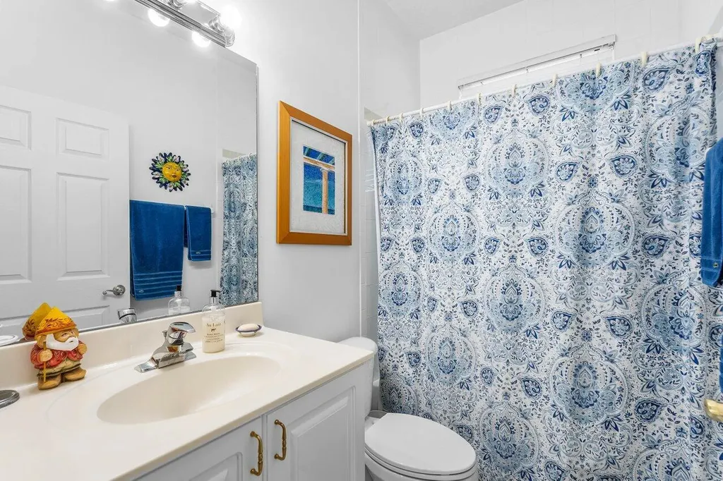 136 Hidden Hollow Terrace Palm Beach Gardens FL 33418