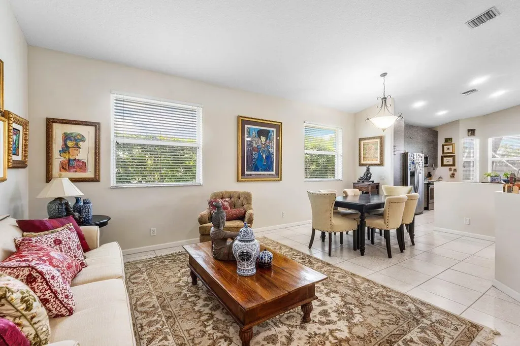136 Hidden Hollow Terrace Palm Beach Gardens FL 33418