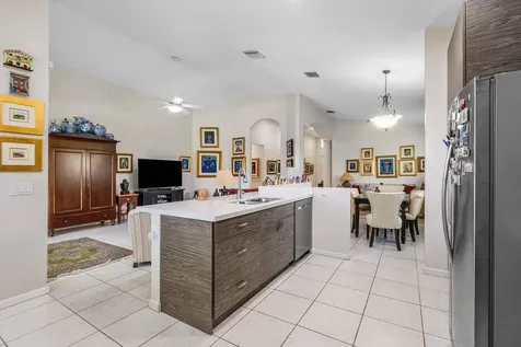 136 Hidden Hollow Terrace Palm Beach Gardens FL 33418
