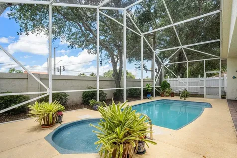 136 Hidden Hollow Terrace Palm Beach Gardens FL 33418
