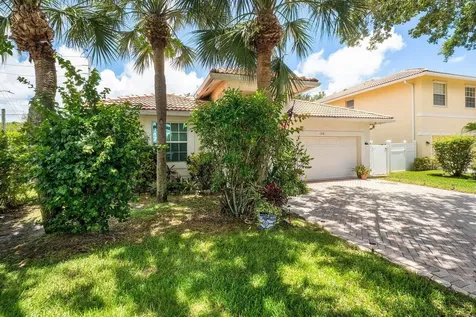 136 Hidden Hollow Terrace Palm Beach Gardens FL 33418