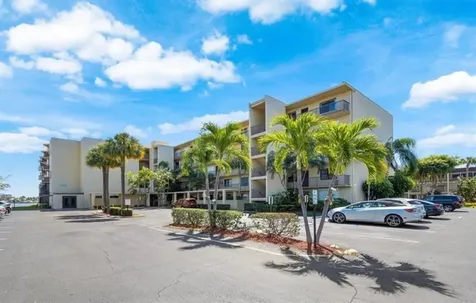 896 N Federal Highway Lantana FL 33462
