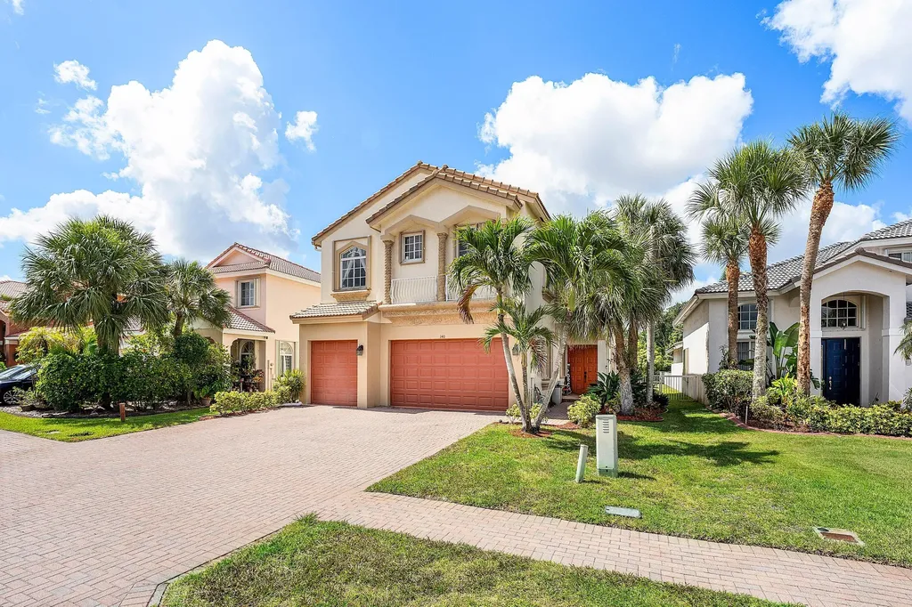 140 Bellezza Terrace Royal Palm Beach FL 33411