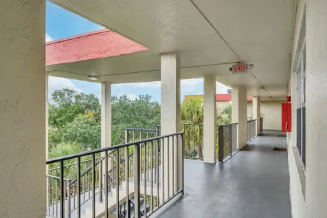3070 NW 48th Terrace Lauderdale Lakes FL 33313