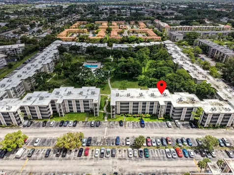3070 NW 48th Terrace Lauderdale Lakes FL 33313