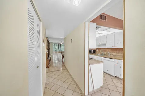 3070 NW 48th Terrace Lauderdale Lakes FL 33313