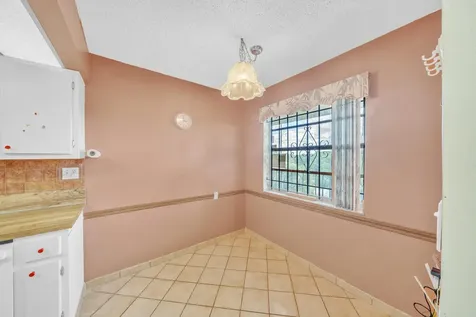 3070 NW 48th Terrace Lauderdale Lakes FL 33313
