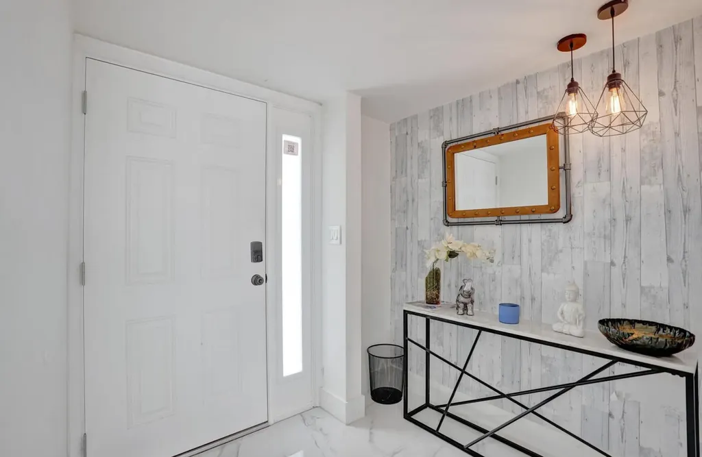2768 Carambola Circle S Coconut Creek FL 33066