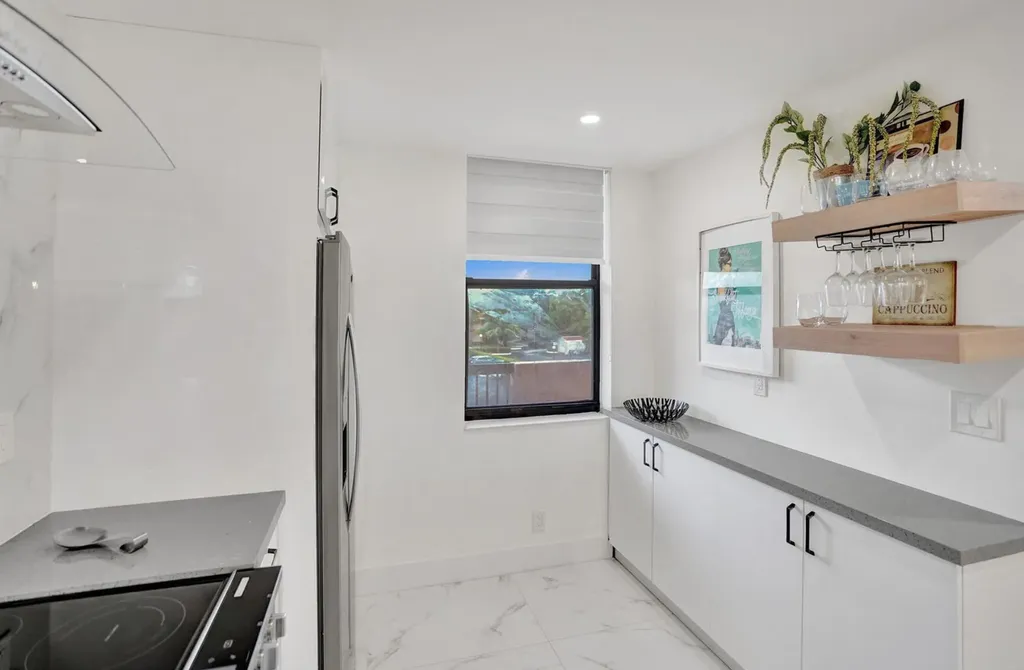 2768 Carambola Circle S Coconut Creek FL 33066