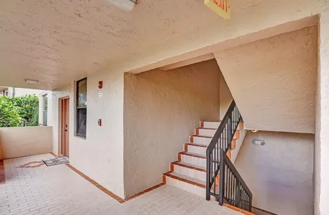 2768 Carambola Circle S Coconut Creek FL 33066