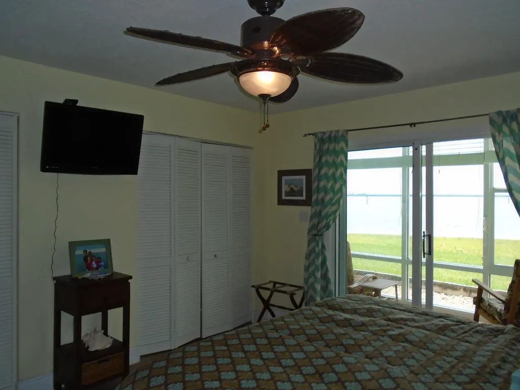 1133 Bayshore Drive Fort Pierce FL 34949